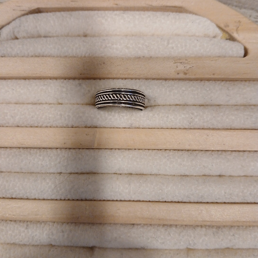Anillo midi tribal